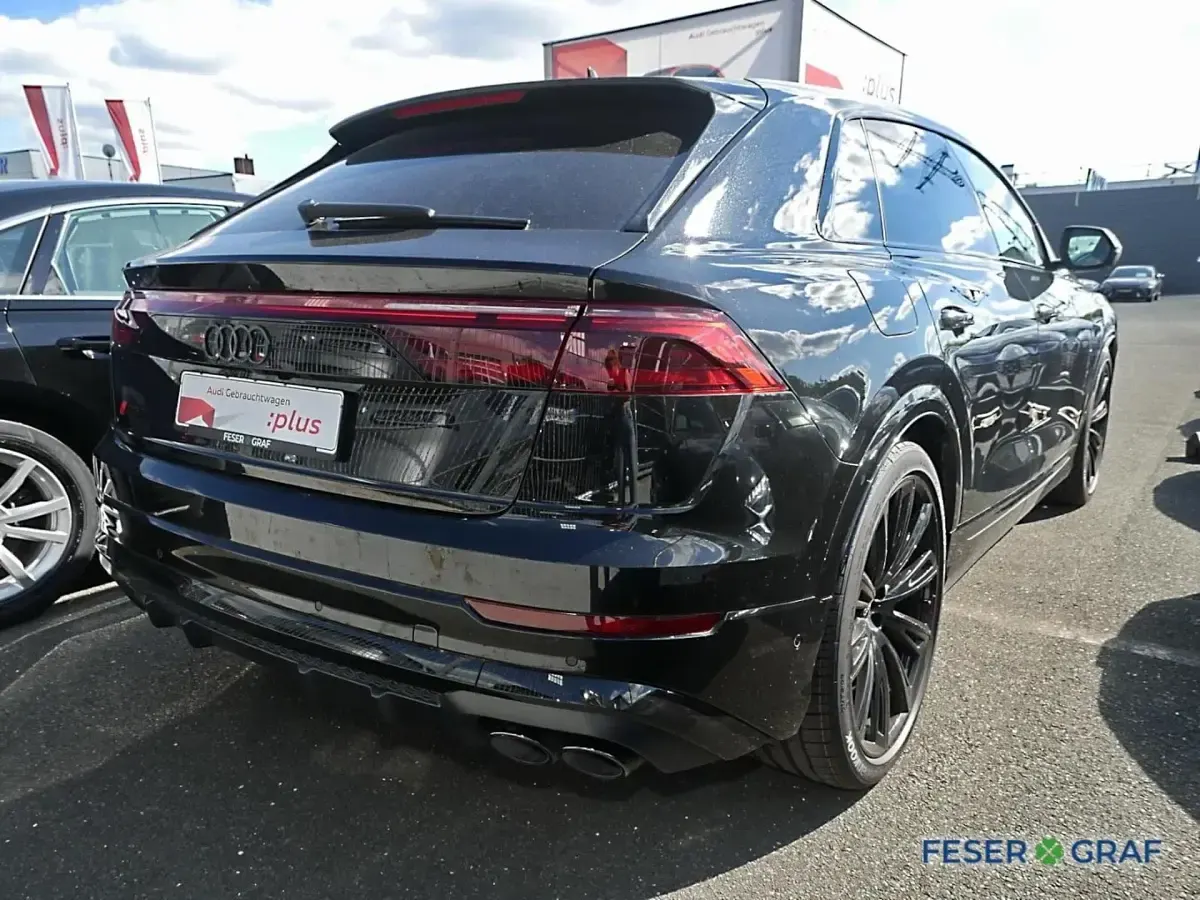 Gebraucht Audi SQ8 Sport 507 PS (372 kW) 2025 Mythosschwarz metallic SUV