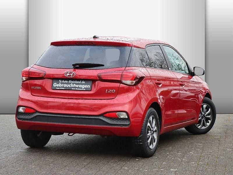 Gebraucht Hyundai i20 Active 84 PS (61 kW) 2020 Rot Kleinwagen