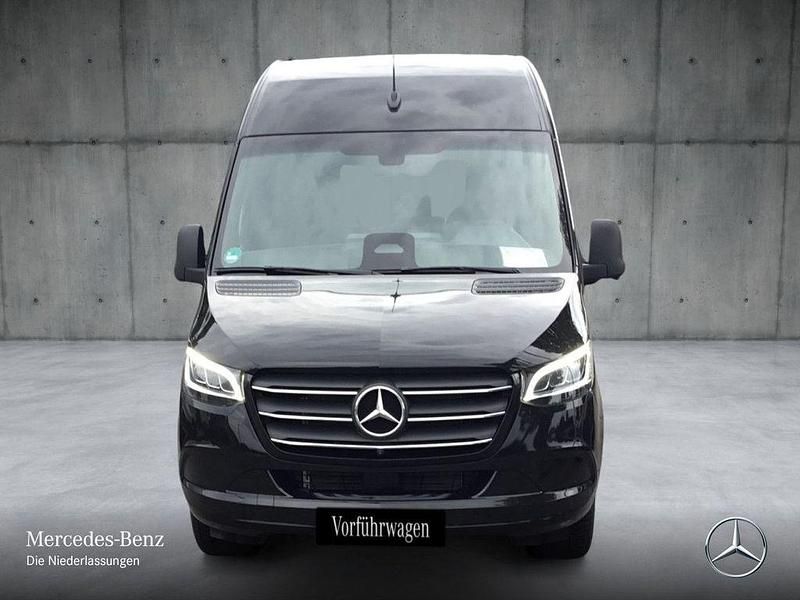 Gebraucht Mercedes Sprinter 190 PS (139 kW) 2025 Schwarz Van