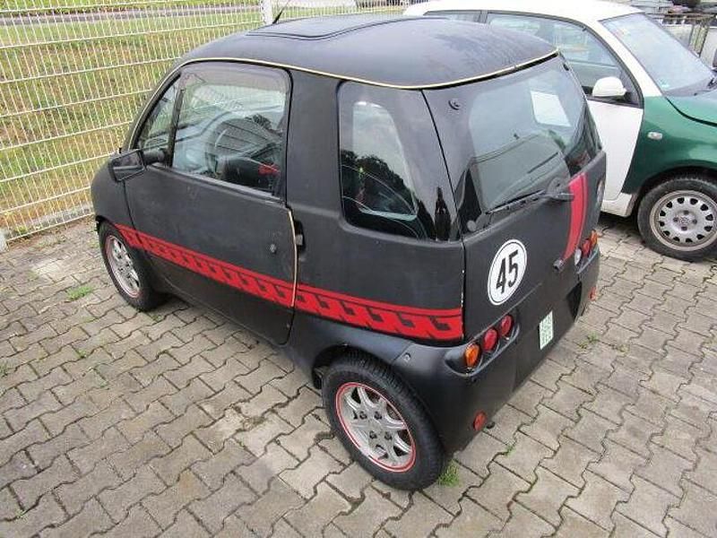 Schwarz Gebraucht 2003 Aixam City | 700 € - Bild 1/4