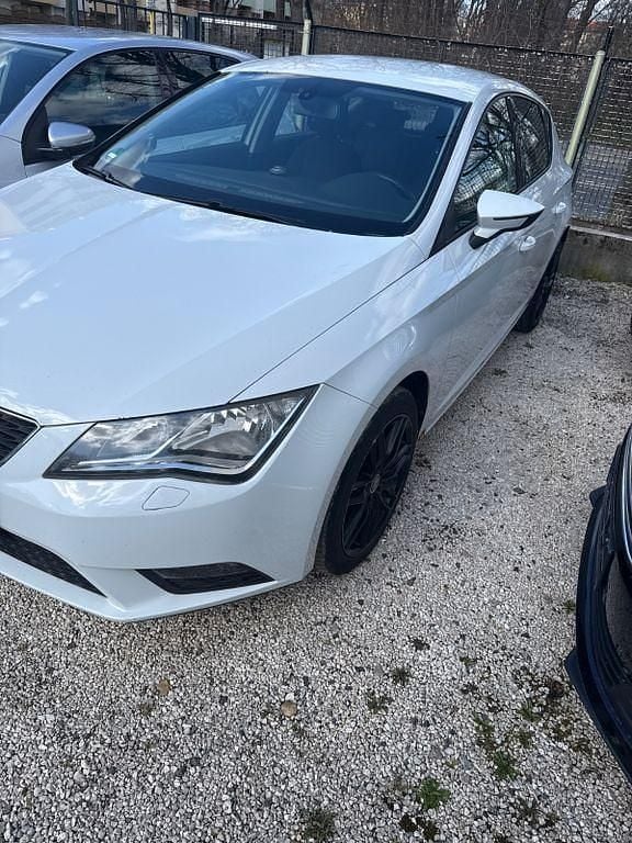 Gebraucht Seat Leon Style 105 PS (77 kW) 2012 Weiß Limousine