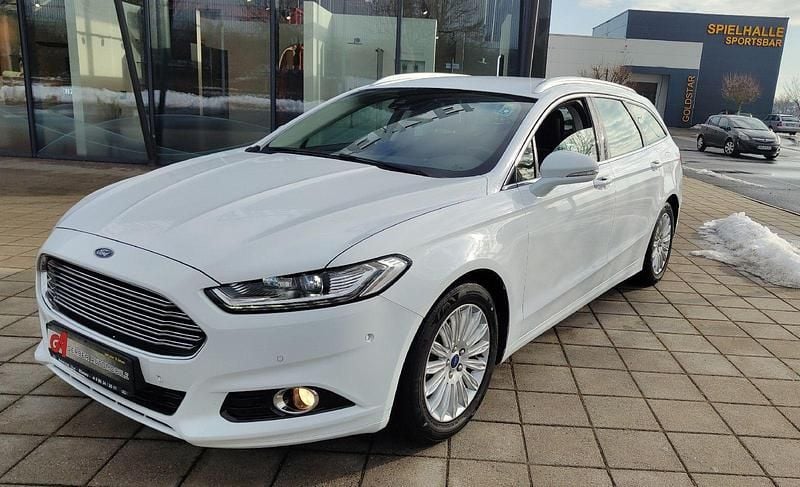 Gebraucht Ford Mondeo Titanium 179 PS (131 kW) 2016 Weiß Kombi