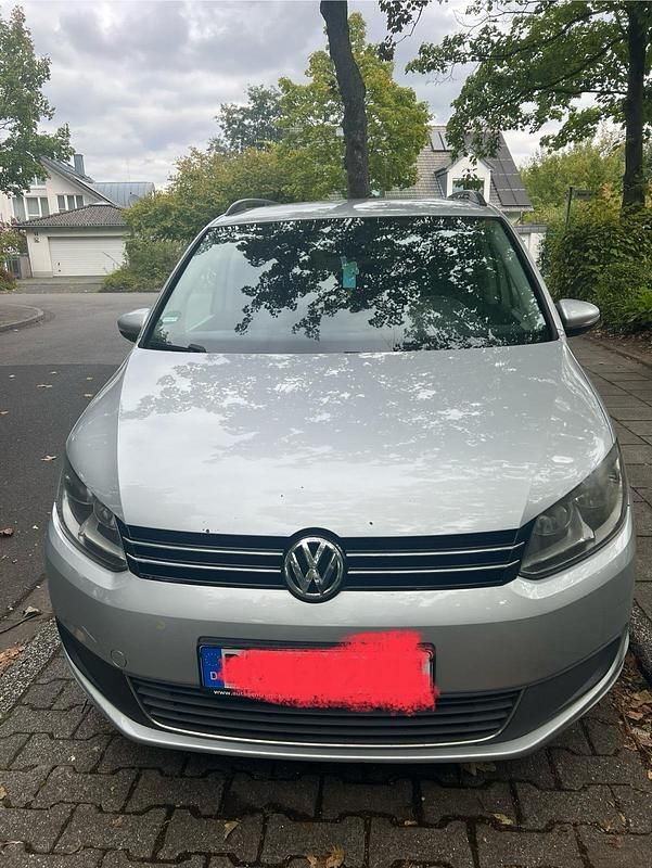 Grau Gebraucht 2010 VW Touran Van / Kleinbus | 6.000 € (Fairer Preis) - Bild 1/4