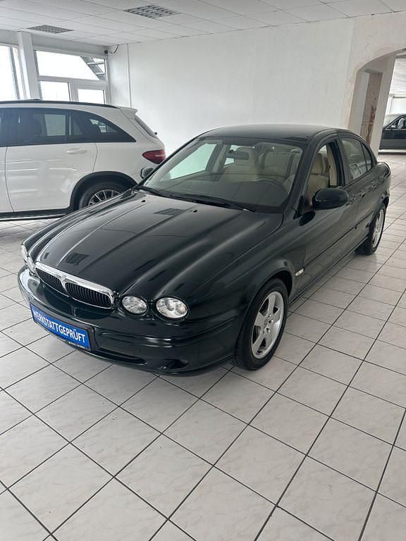 Grün Gebraucht 2006 Jaguar X-type Limousine | 4.400 € (Etwas zu teuer) - Bild 1/4
