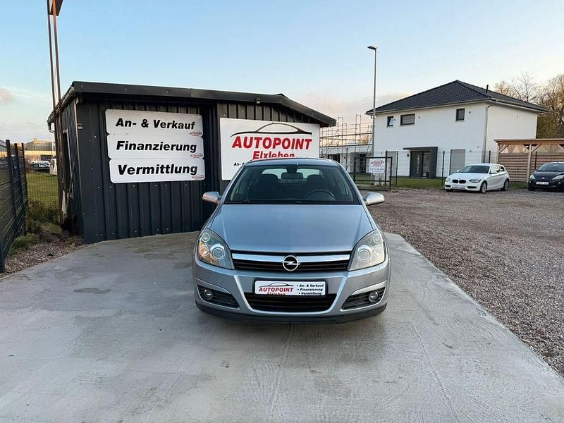 Gebraucht Opel Astra 105 PS (77 kW) 2004 Grau Limousine