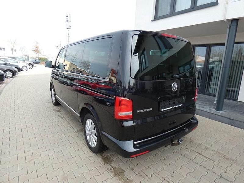 Gebraucht VW Multivan Highline 179 PS (131 kW) 2013 Schwarz Van / Kleinbus