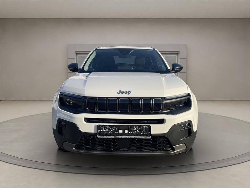 Neu Jeep Avenger Longitude 110 PS (80 kW) 2026 Solid white SUV