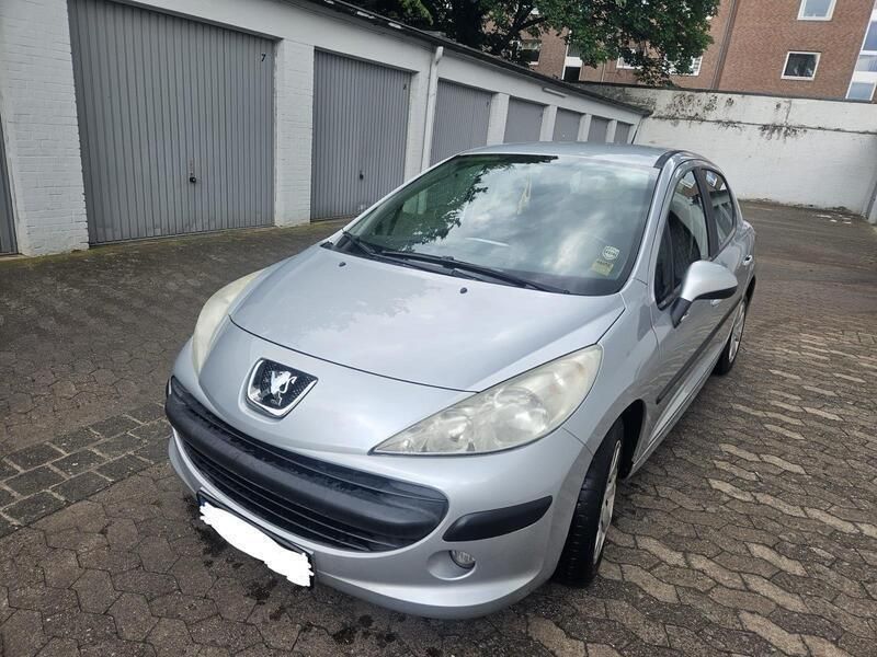 Silber Gebraucht 2007 Peugeot 207 Kleinwagen | 2.200 € (Fairer Preis) - Bild 1/4