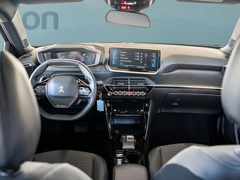 Gebraucht Peugeot 2008 131 PS (96 kW) 2023 Schwarz SUV
