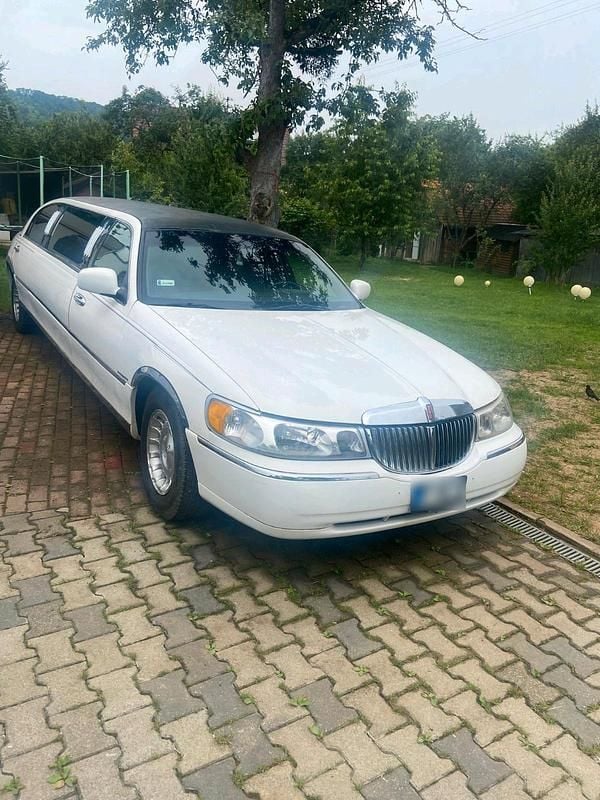 Gebraucht Lincoln Town Car 239 PS (175 kW) 1999 Weiß Limousine
