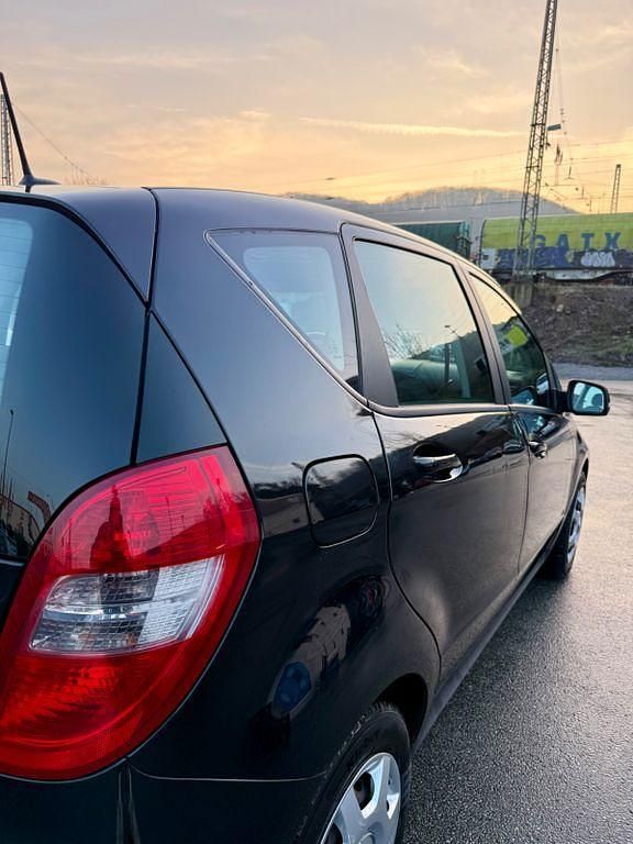 Gebraucht Mercedes A160 95 PS (69 kW) 2010 Schwarz Limousine