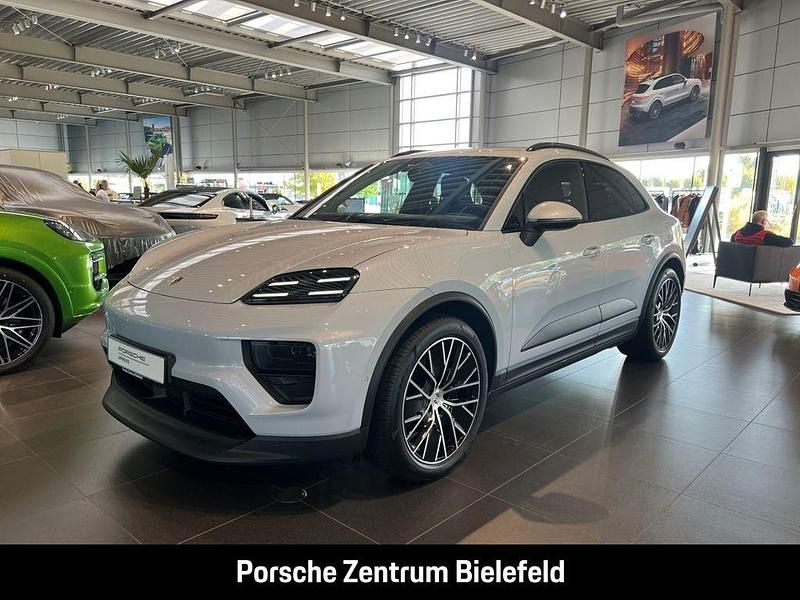 Eisgraumetallic Neu 2024 Porsche Macan SUV | 91.800 € - Bild 1/4
