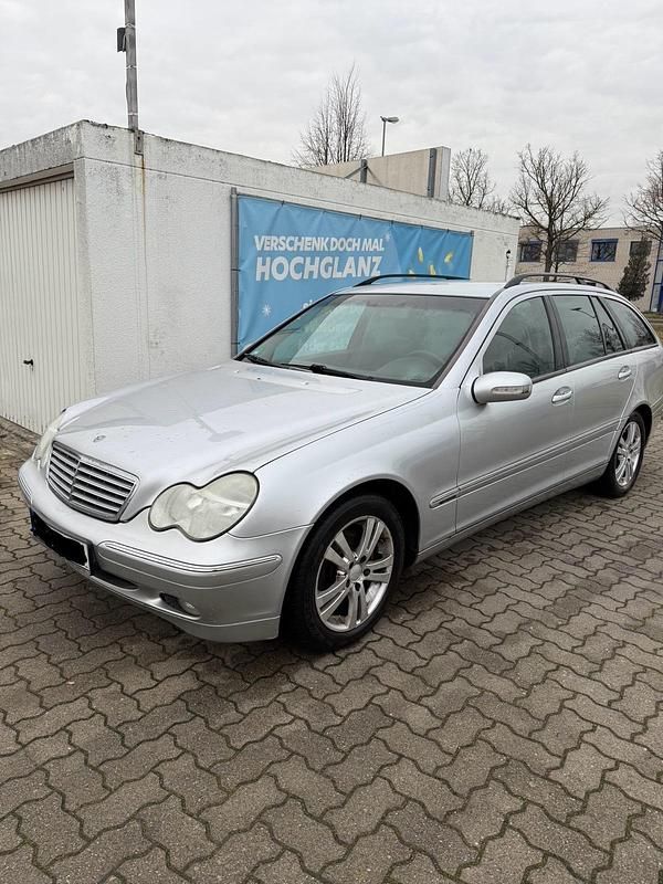 Gebraucht Mercedes C180 143 PS (105 kW) 2003 Silber Kombi