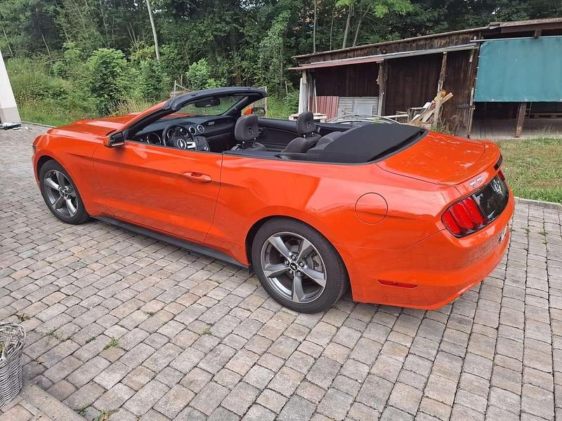 Gebraucht Ford Mustang 305 PS (224 kW) 2016 Orange Cabrio