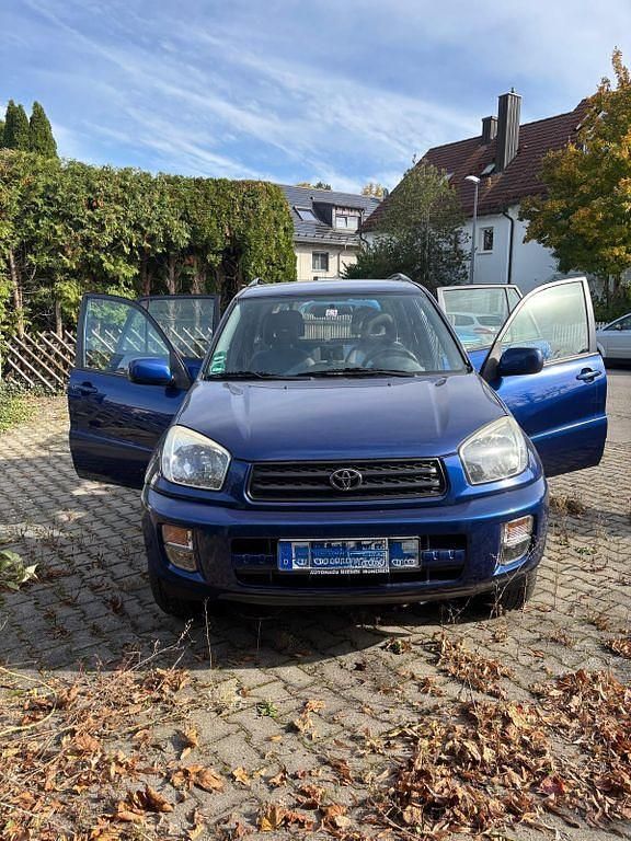 Gebraucht Toyota RAV4 125 PS (91 kW) 2003 Blau SUV