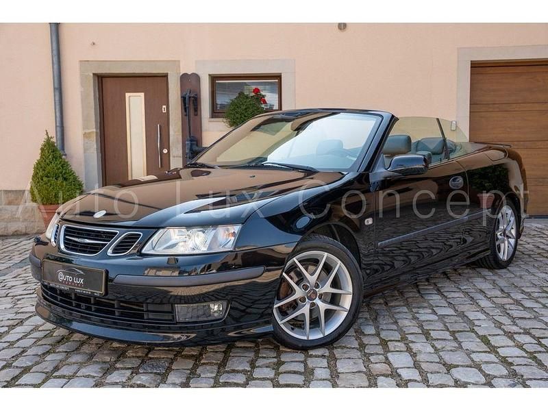 Schwarz Gebraucht 2004 Saab 9-3 Cabriolet Aero Cabrio | 11.890 € (Teuer) - Bild 1/4