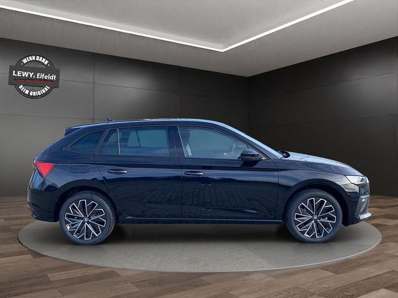 Neu Skoda Scala Tour 116 PS (85 kW) 2025 Black magic pearlescent Kleinwagen
