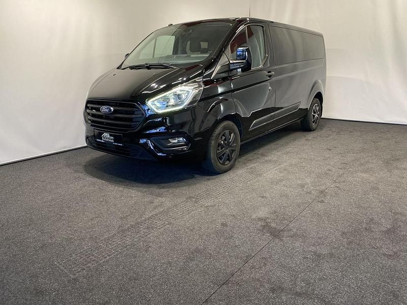 Iridiumschwarz metallic Gebraucht 2019 Ford Transit Custom Trend Van / Kleinbus | 26.900 € (Teuer) - Bild 1/4