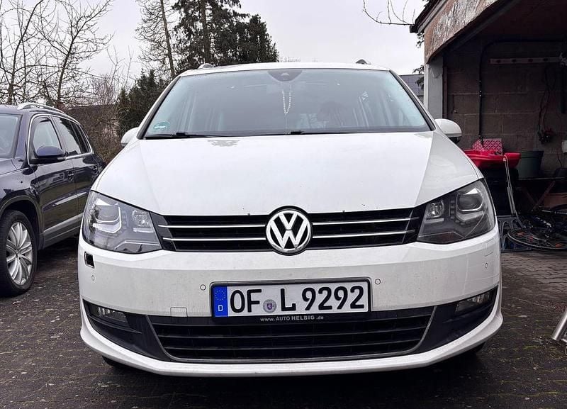 Gebraucht VW Sharan 177 PS (130 kW) 2014 Weiß Van / Kleinbus