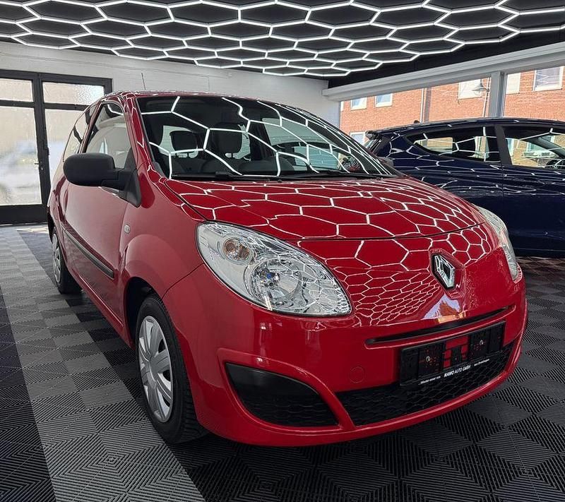 Rot Gebraucht 2010 Renault Twingo Authentique Kleinwagen | 3.790 € (Teuer) - Bild 1/4