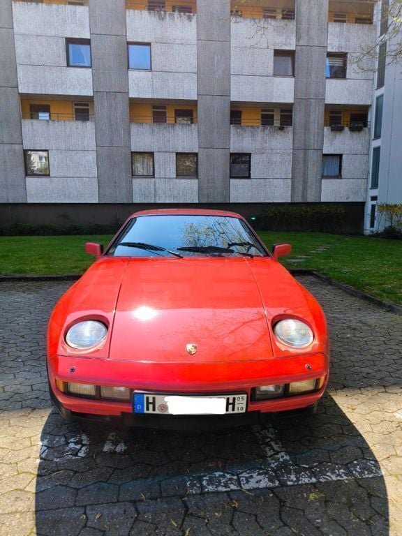 Rot Gebraucht 1979 Porsche 928 Coupé | 18.500 € - Bild 1/4