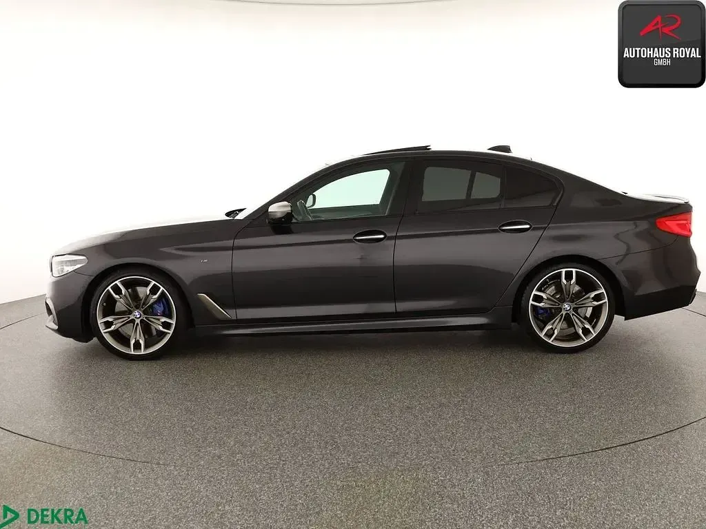 Gebraucht BMW M550 Performance 462 PS (339 kW) 2018 Grau (metallic) Limousine