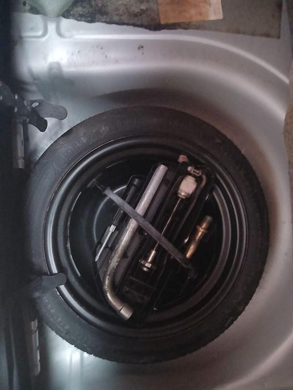 Gebraucht VW Polo 60 PS (44 kW) 2001 Silber Kleinwagen