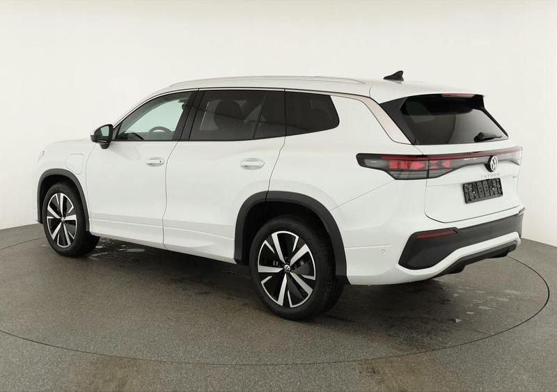 Neu VW Tayron Life 204 PS (150 kW) 2025 Oryxweiß perlmutteffekt SUV