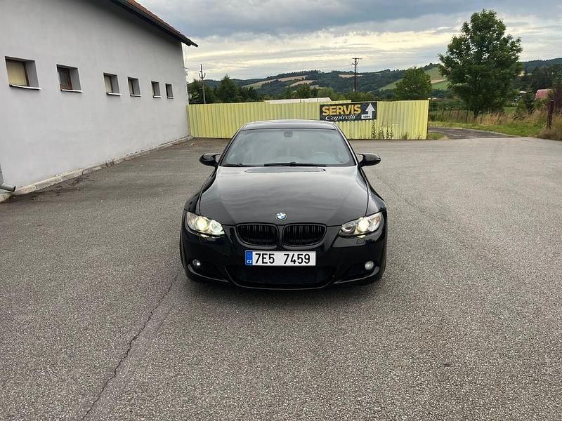 Używany BMW 330 Performance 272 KM (200 kW) 2008 Czarny Coupe