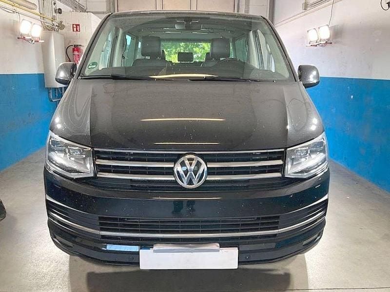 Schwarz Gebraucht 2015 VW T6 Highline Van | 21.800 € (Superpreis) - Bild 1/4
