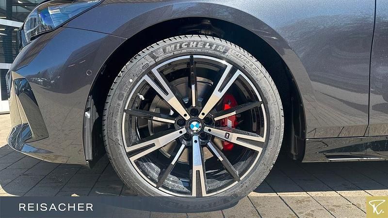 Neu BMW 520 M Sport 197 PS (144 kW) 2026 Grau Limousine