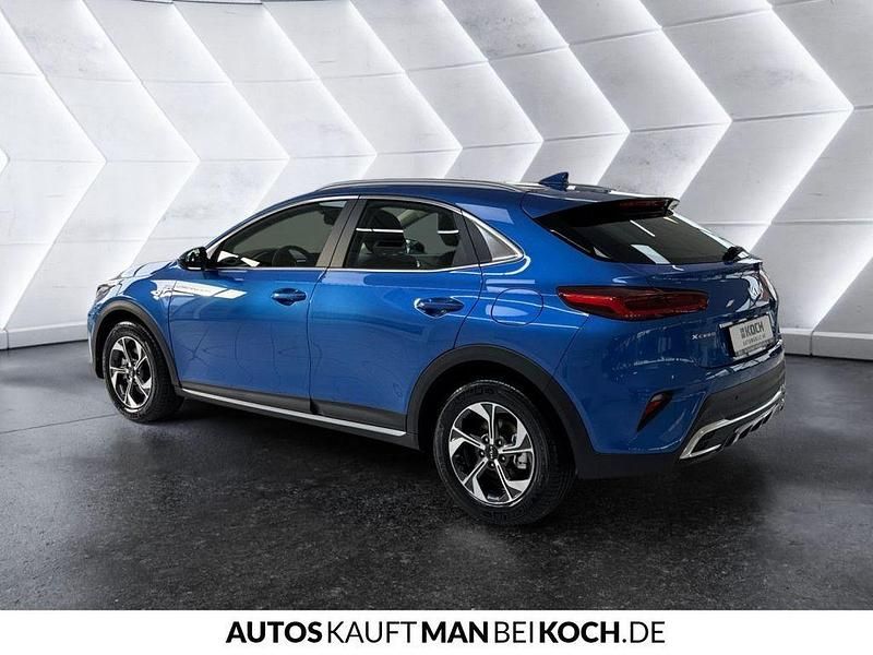 Neu Kia XCeed 150 PS (110 kW) 2025 Blue flame SUV