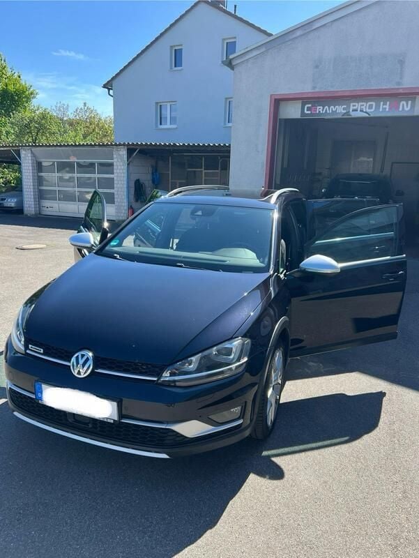 Schwarz Gebraucht 2016 VW Golf Alltrack Kombi | 11.700 € (Fairer Preis) - Bild 1/4