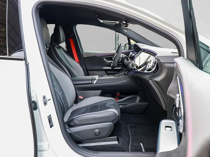 Gebraucht Mercedes EQE AMG 43 AMG 350 kW (476 PS) 2025 Weiß SUV