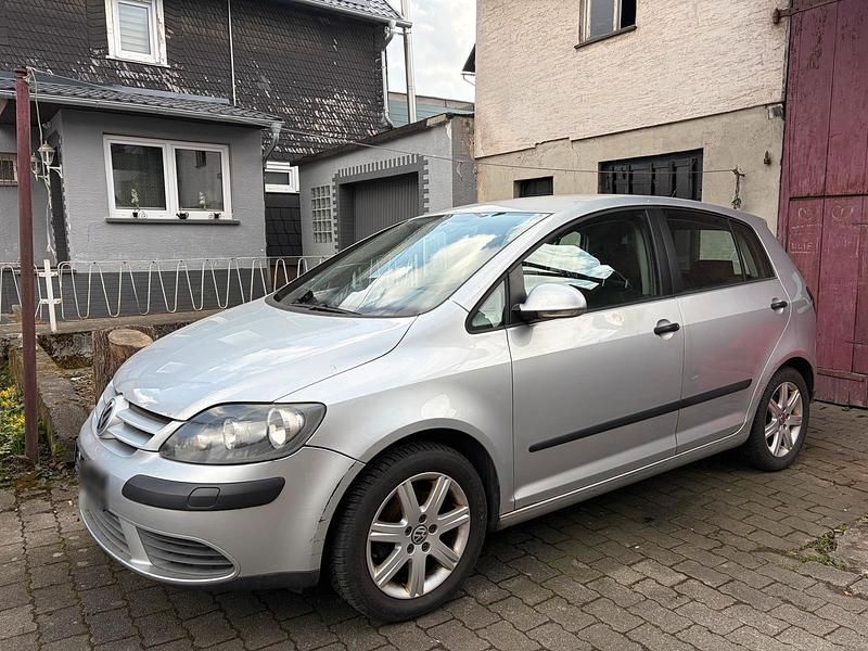 Gebraucht VW Golf V 75 PS (55 kW) 2005 Silber Kleinwagen