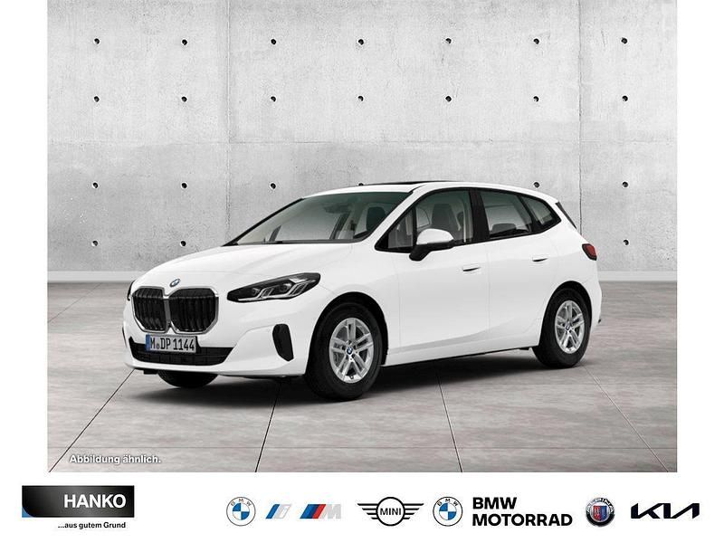 Alpinweiss iii Gebraucht 2022 BMW 218 Luxury Line Van / Kleinbus | 26.900 € (Fairer Preis) - Bild 1/4