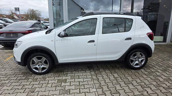Gebraucht Dacia Sandero Stepway 101 PS (74 kW) 2020 Weiß Limousine