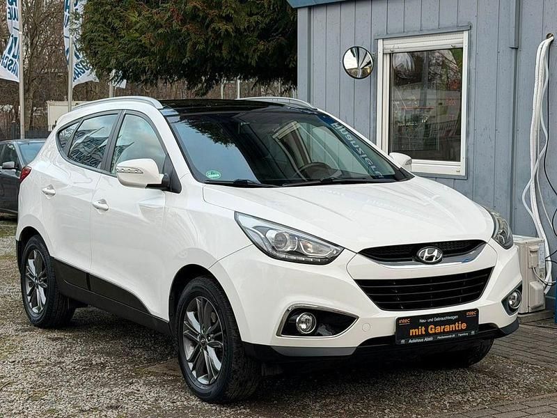 Weiß Gebraucht 2014 Hyundai ix35 Style SUV | 14.390 € (Fairer Preis) - Bild 1/4
