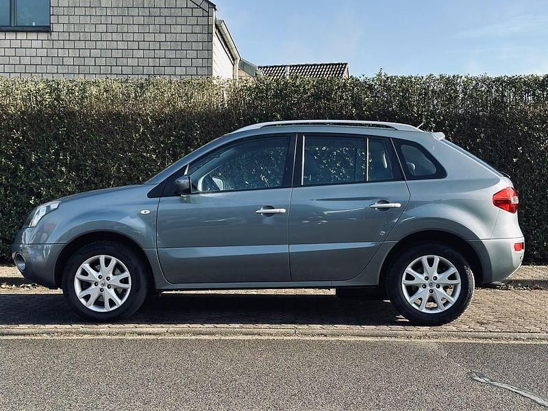 Gebraucht Renault Koleos 150 PS (110 kW) 2009 Blau SUV