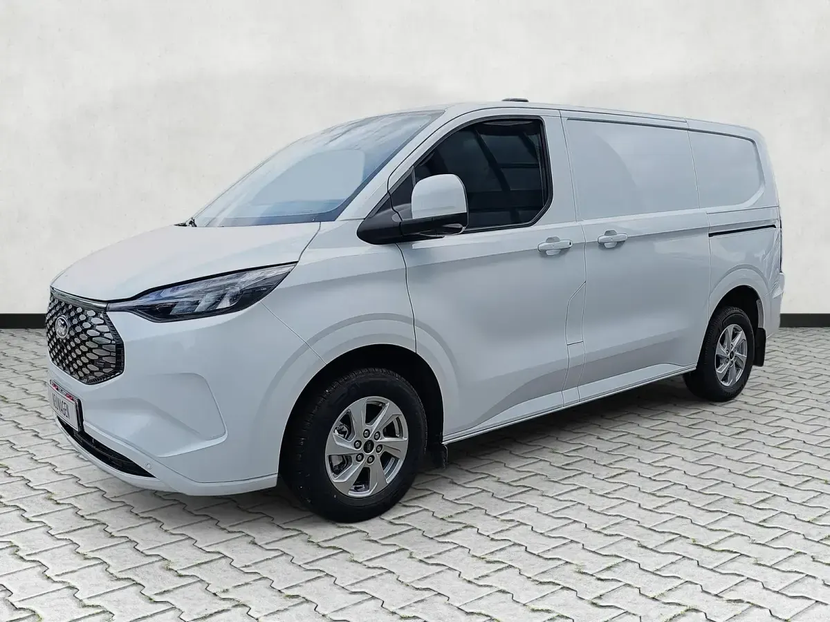 Neu Ford E-Transit Limited 100 kW (136 PS) 2026 Frostweiß Van