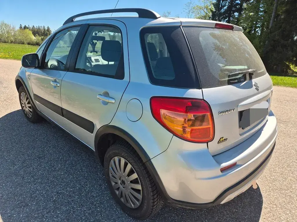Gebraucht Suzuki SX4 135 PS (99 kW) 2014 Silber SUV