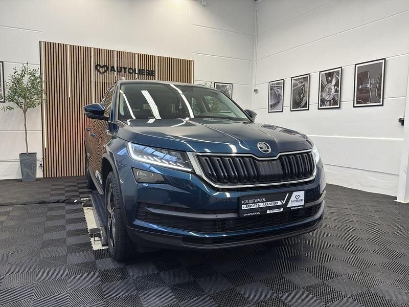 Blau Gebraucht 2018 Skoda Kodiaq Style SUV | 27.890 € (Fairer Preis) - Bild 1/4