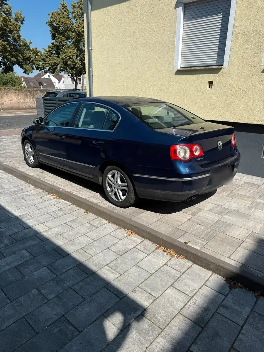 Gebraucht VW Passat 150 PS (110 kW) 2006 Blau Limousine