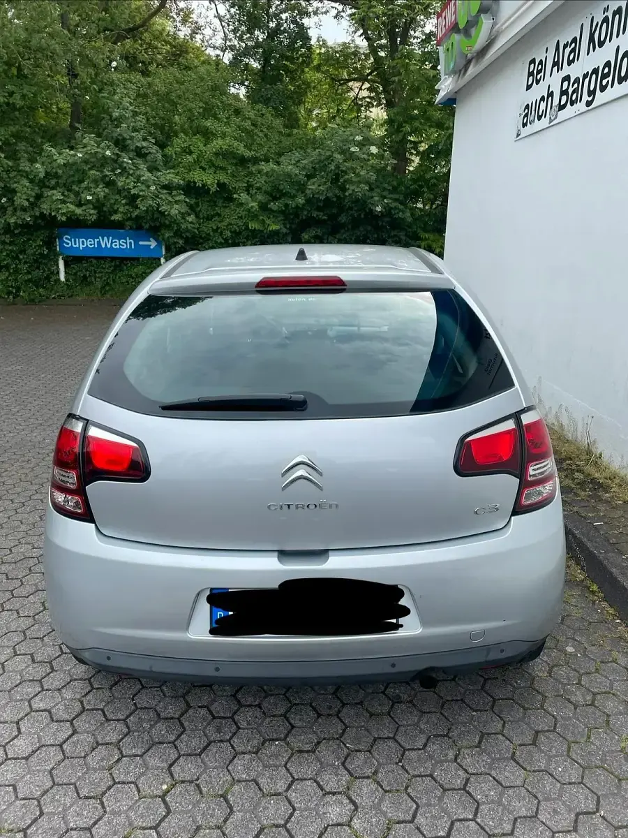 Gebraucht Citroën C3 78 PS (57 kW) 2013 Silber Kleinwagen
