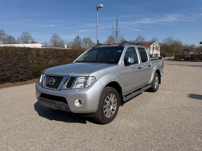 Gebraucht Nissan Navara 231 PS (169 kW) 2014 Silber Pickup