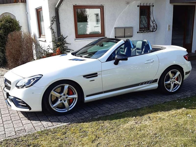 Gebraucht Mercedes SLK350 306 PS (225 kW) 2011 Weiß Cabrio