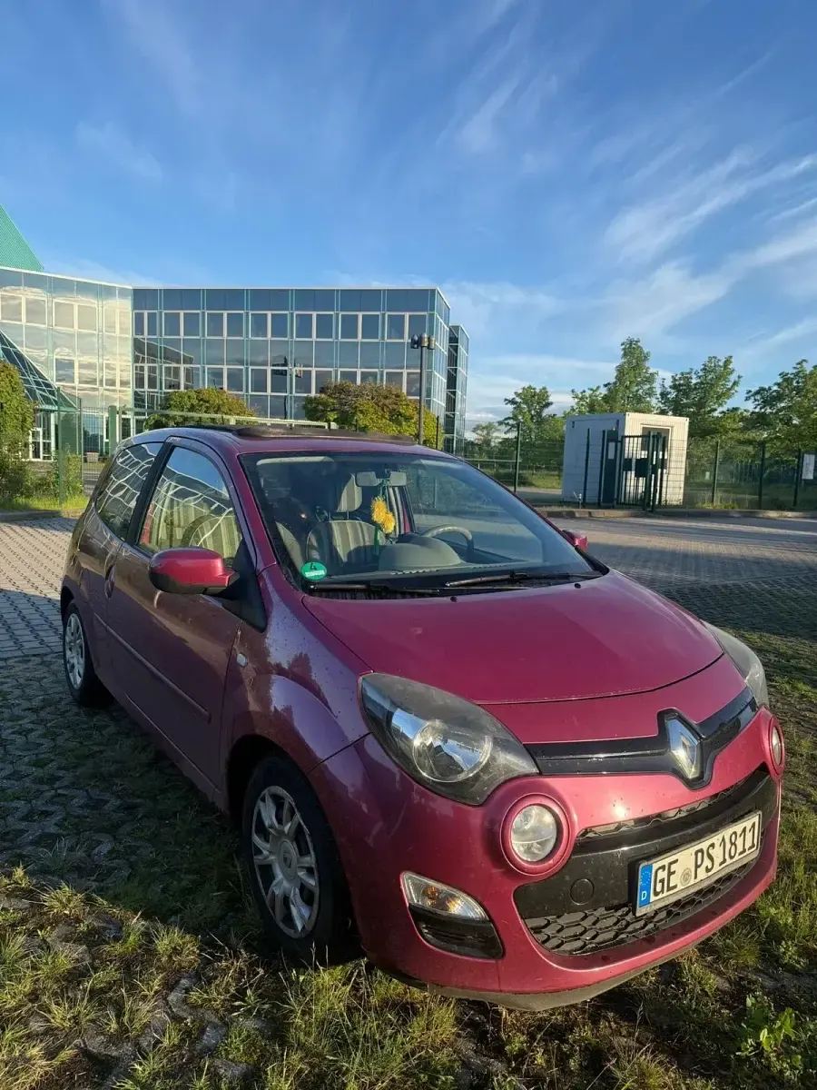 Używany Renault Twingo 75 KM (55 kW) 2013 Andere farben Hatchback