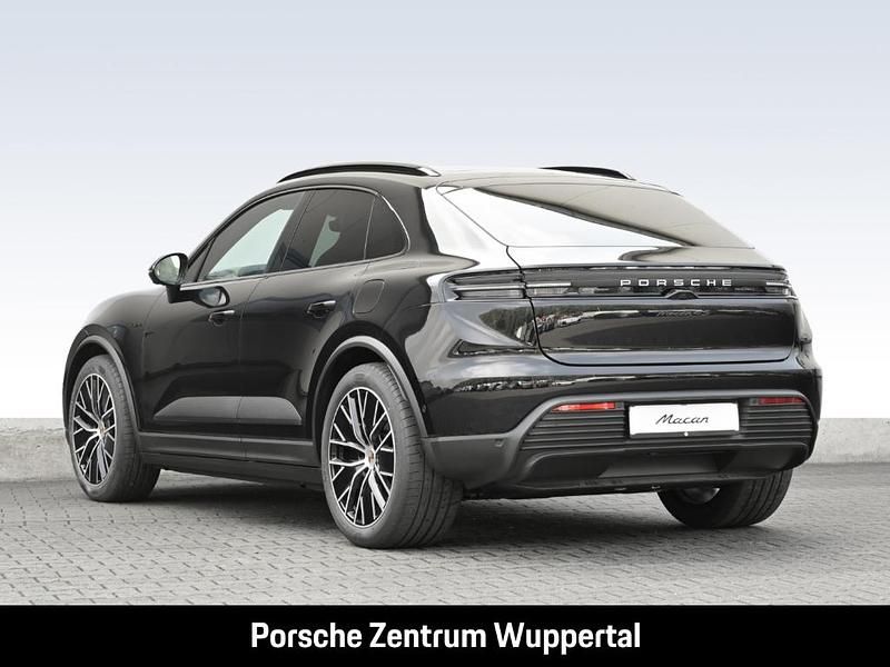 Gebraucht Porsche Macan 380 kW (517 PS) 2025 Tiefschwarzmetallic SUV