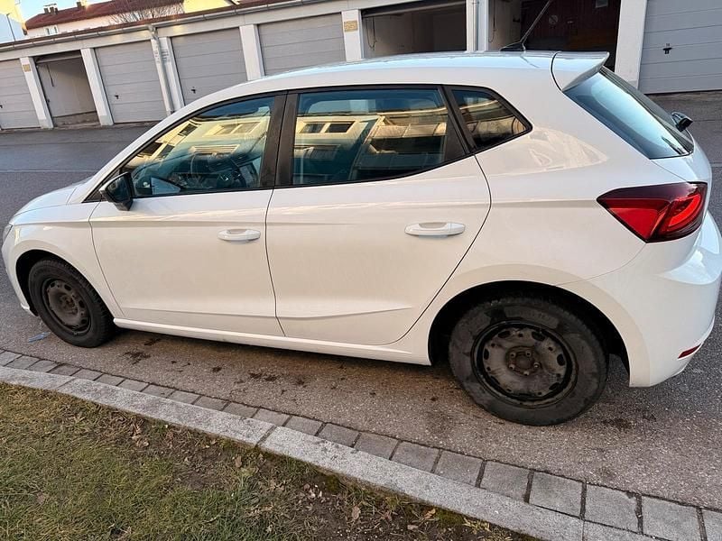 Weiß Gebraucht 2019 Seat Ibiza Kleinwagen | 7.500 € (Superpreis) - Bild 1/4