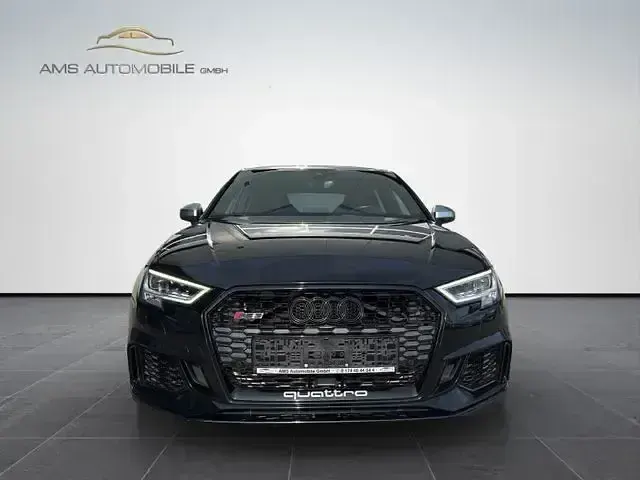 Gebraucht Audi RS3 Sportback Sport 400 PS (294 kW) 2019 Schwarz Kleinwagen